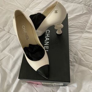 Chanel pumps